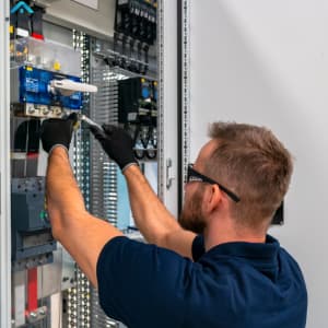 تأسيس كهرباء الشركات